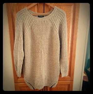 4/$25Oatmeal oversize sweater with side zippers LG